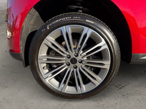 New 2026 Land Rover Range Rover Sport SE AWD/4WD image 9