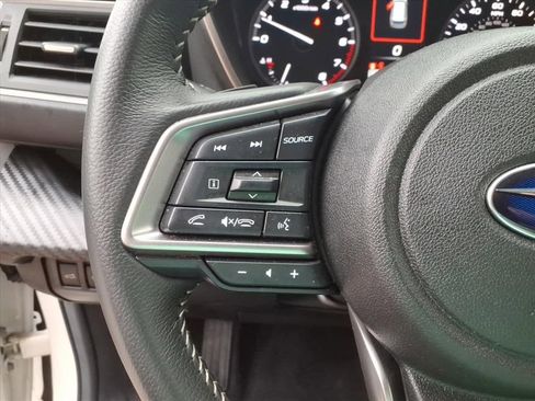 Used 2024 Subaru Ascent Premium w/ Convenience Package image 16