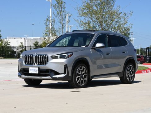 Certified 2025 BMW X1 xDrive28i w/ Premium Package AWD/4WD image 5