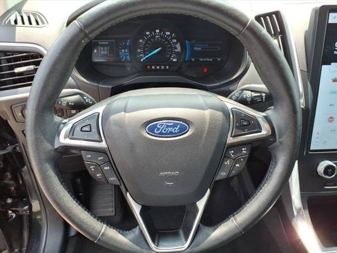 Used 2024 Ford Edge Titanium AWD/4WD image 30