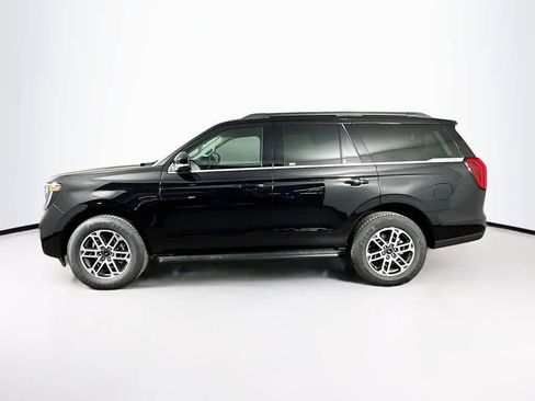 New 2026 Ford Expedition Active image 3