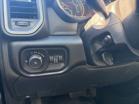 Used 2020 RAM 3500 Tradesman image 24