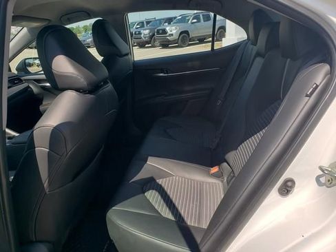 Used 2024 Toyota Camry SE FWD image 12