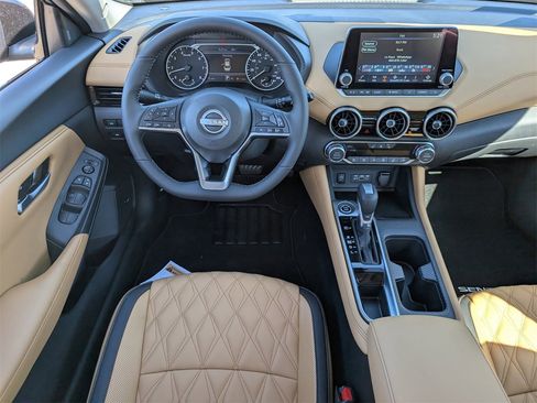 New 2025 Nissan Sentra SV w/ SV Premium Package image 9