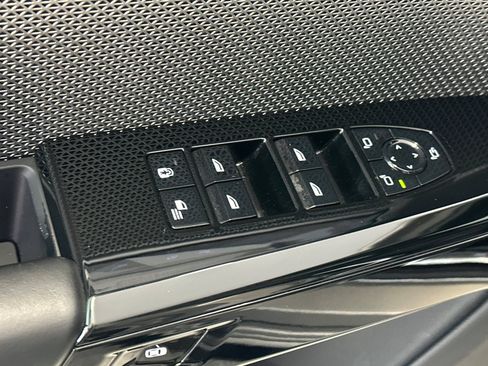 Certified 2023 BMW 740i RWD image 13