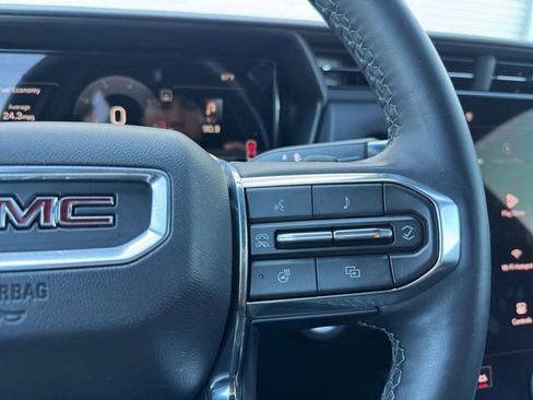 Certified 2025 GMC Terrain Elevation image 9