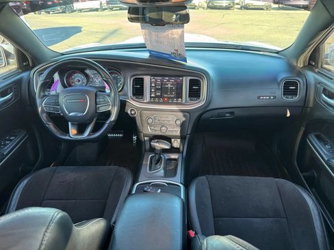 Used 2021 Dodge Charger Scat Pack RWD image 9