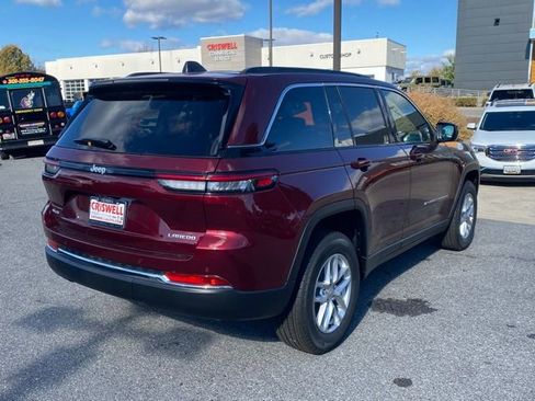 New 2025 Jeep Grand Cherokee Laredo X w/ Luxury Tech Group I AWD/4WD image 8