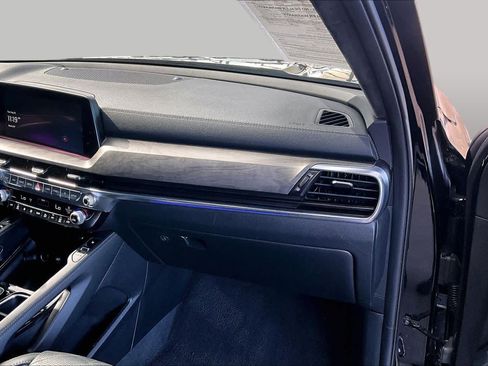 Used 2025 Kia Telluride SX Prestige X-Line AWD/4WD image 19