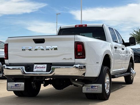 New 2026 RAM 3500 Tradesman w/ Chrome Appearance Group AWD/4WD image 9