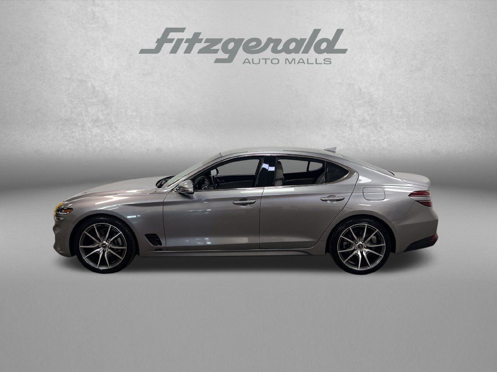 Used 2023 Genesis G70 2.0T RWD image 2