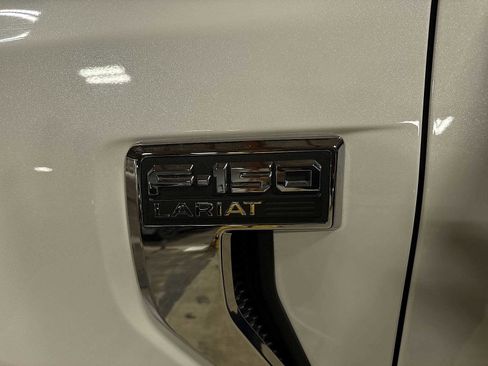 Used 2021 Ford F150 Lariat image 26