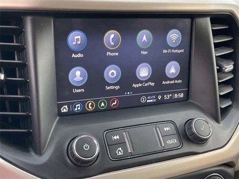 Used 2023 GMC Acadia Denali image 16