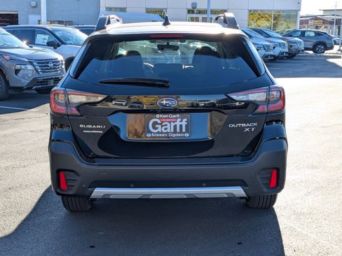 Used 2022 Subaru Outback Limited XT image 7