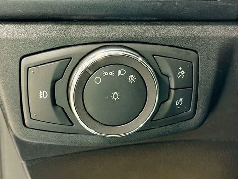 Used 2018 Ford Fusion SE w/ Equipment Group 601A image 11