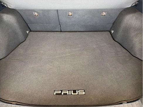 Used 2016 Toyota Prius Three FWD image 12