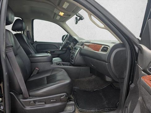 Used 2013 GMC Yukon XL SLT image 18