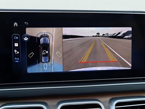 New 2026 Mercedes-Benz GLS 450 4MATIC image 47