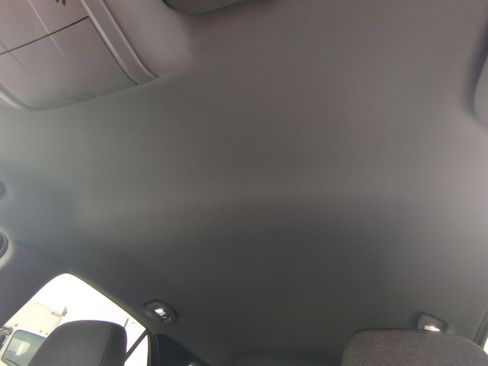 Used 2025 Chevrolet Trax RS w/ Driver Confidence Package image 19