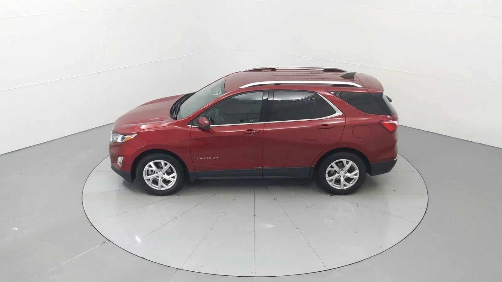 Used 2020 Chevrolet Equinox LT FWD image 20