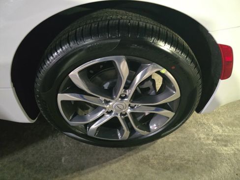 New 2026 Chrysler Pacifica Pinnacle image 35