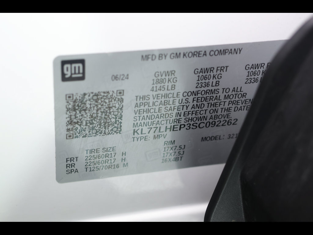 Used 2025 Chevrolet Trax LT w/ Driver Confidence Package FWD image 28