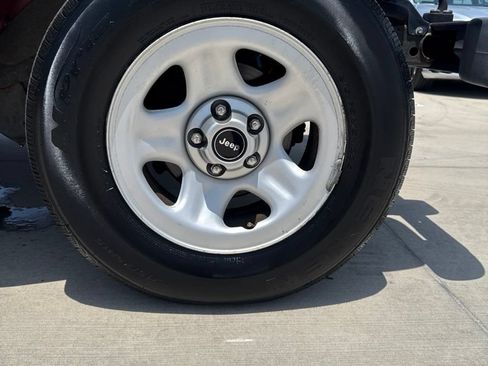 Used 2000 Jeep Wrangler Sport AWD/4WD image 17