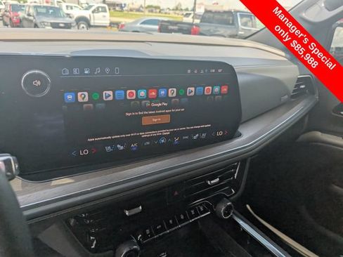 Used 2026 Chevrolet Suburban High Country AWD/4WD image 21