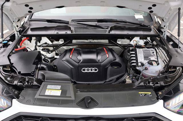 Used 2024 Audi SQ5 Prestige AWD/4WD image 12
