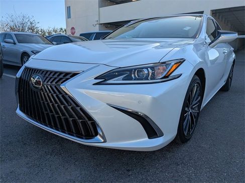 Used 2023 Lexus ES 350 w/ Premium Package image 6