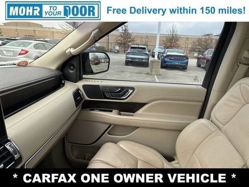 Used 2019 Lincoln Navigator Reserve image 23
