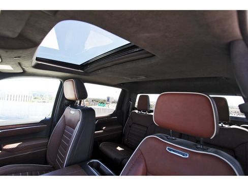 Used 2024 GMC Sierra 1500 Denali Ultimate AWD/4WD image 27