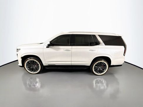 Used 2023 Cadillac Escalade Premium Luxury AWD/4WD image 4