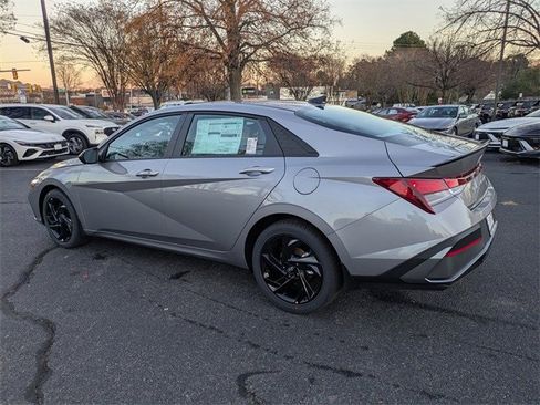 New 2026 Hyundai Elantra Sport image 6