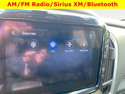Used 2020 Chevrolet Traverse LT FWD image 22