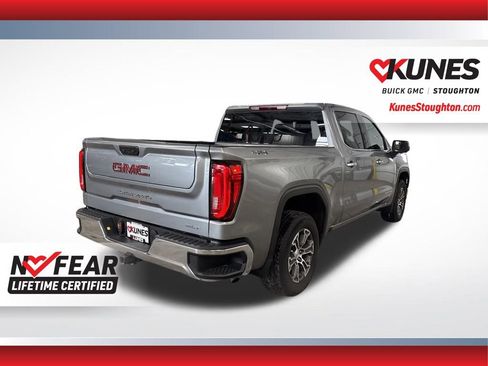 Used 2023 GMC Sierra 1500 SLT w/ SLT Convenience Package image 11