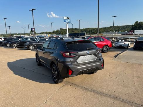 Used 2024 Subaru Crosstrek 2.0i Premium AWD/4WD image 5