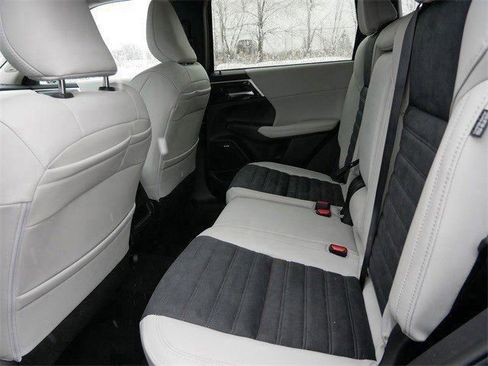 New 2026 Mitsubishi Outlander SE AWD/4WD image 5