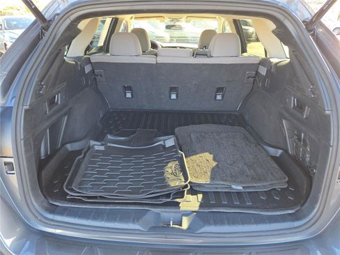 Used 2022 Subaru Outback Premium image 18