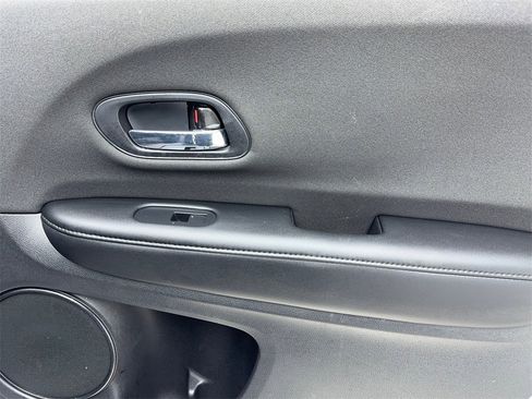 Used 2022 Honda HR-V Sport image 43