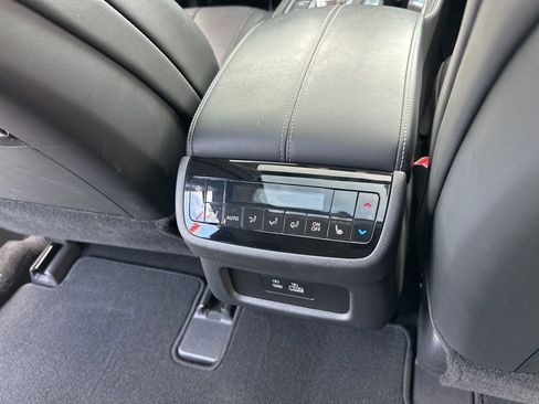 Certified 2025 INFINITI QX60 Luxe w/ Vision Package image 39