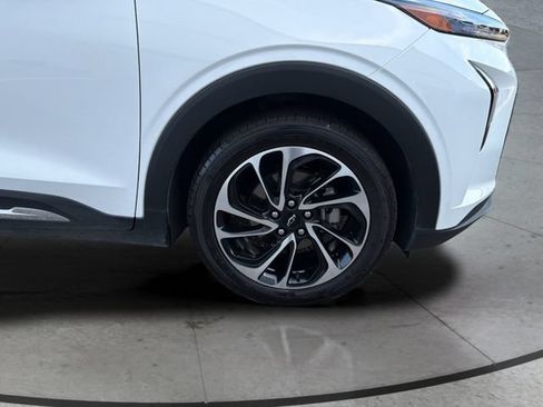 Used 2023 Chevrolet Bolt EUV Premier w/ Sun & Sound Package FWD image 30