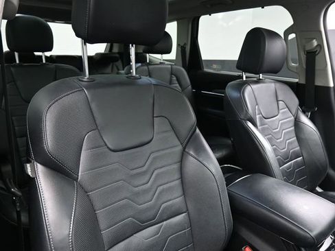 Used 2022 Kia Telluride SX w/ SX Prestige Package image 29