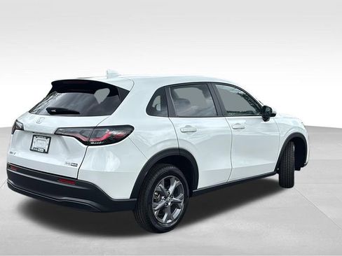 Certified 2026 Honda HR-V LX image 7