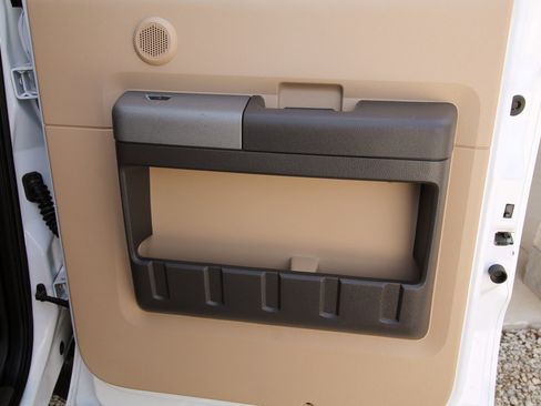 Used 2011 Ford F250 Lariat w/ Lariat Ultimate Pkg image 41