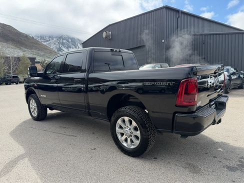 Used 2025 RAM 3500 Laramie w/ Sport Appearance Package AWD/4WD image 15