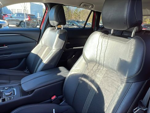 Used 2025 MAZDA CX-50 AWD 2.5 S w/ Preferred Package image 18