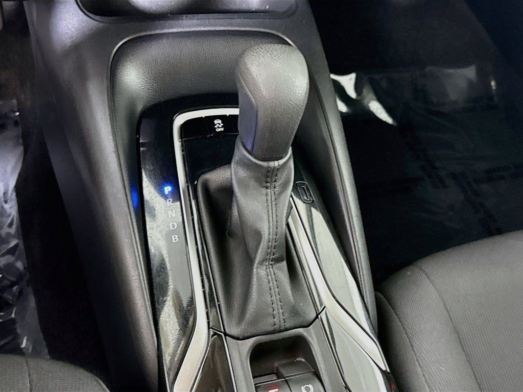 Used 2022 Toyota Corolla LE FWD image 8