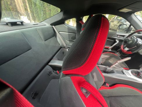 Used 2019 Toyota 86 image 26