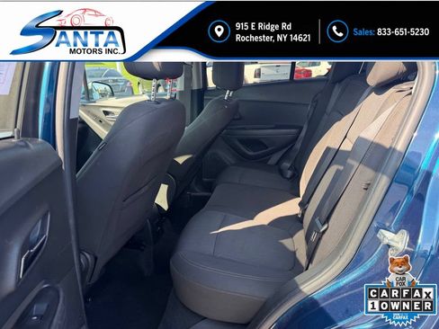 Used 2020 Chevrolet Trax LT FWD image 10